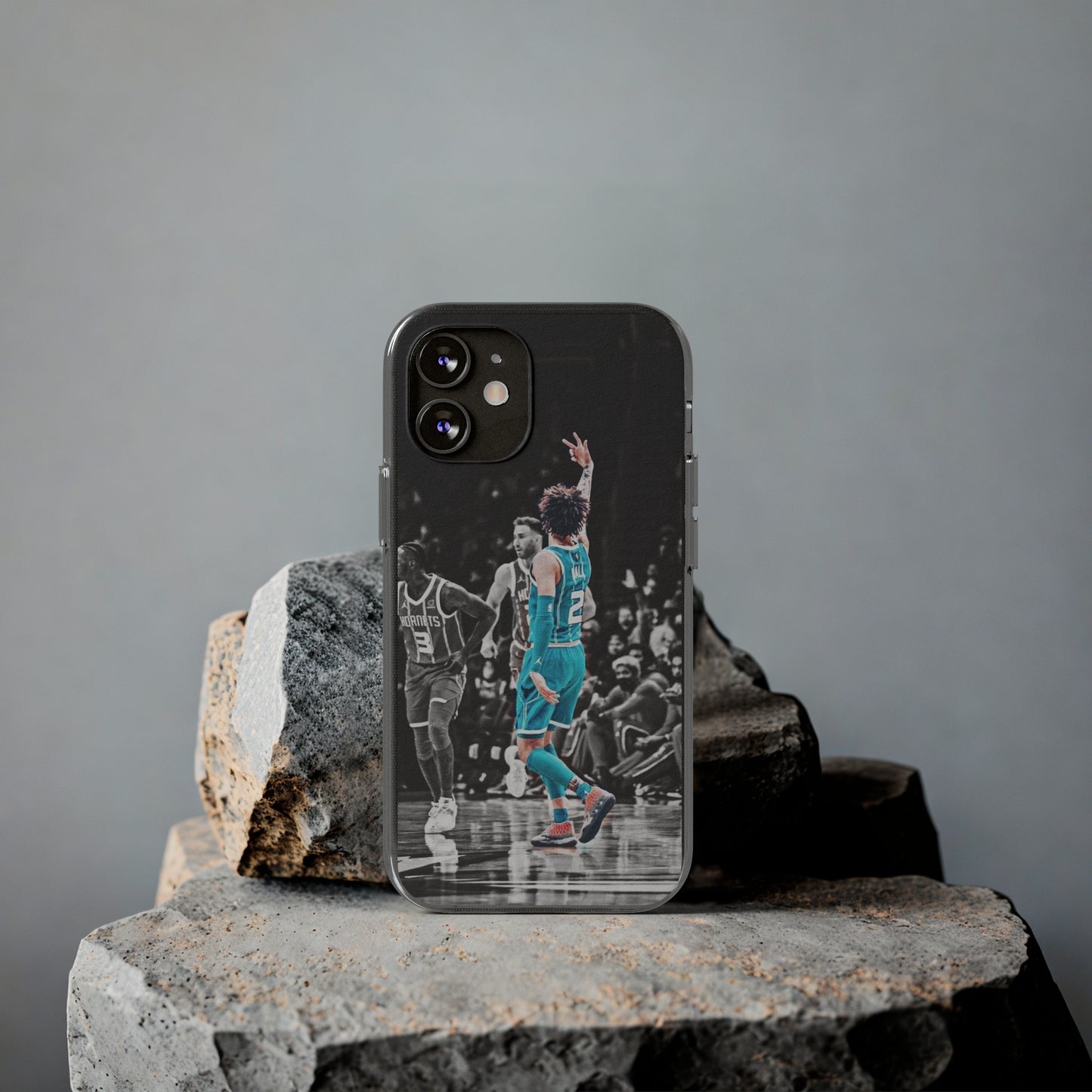 LaMelo Ball Sporty Soft Phone Case with Dynamic Player Design