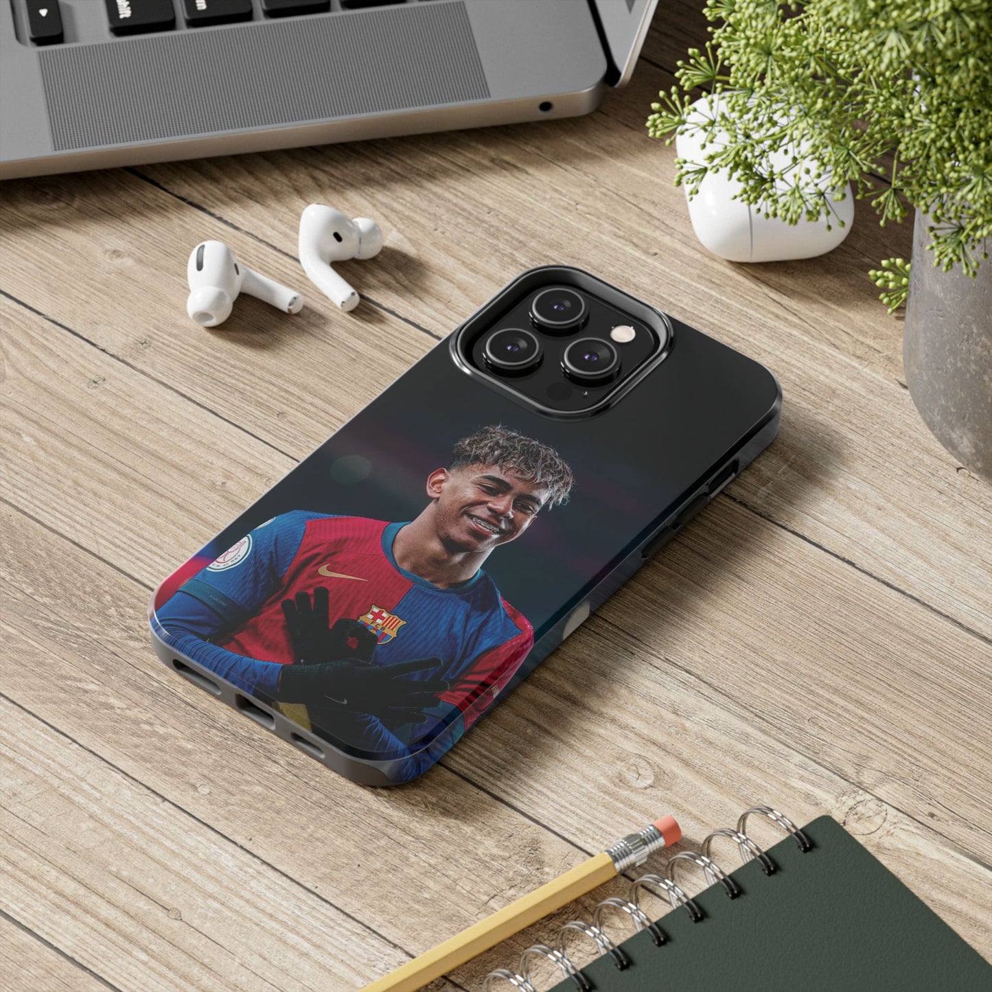Lamine Yamal Durable Soccer Phone Case - Perfect for Fans of the Game