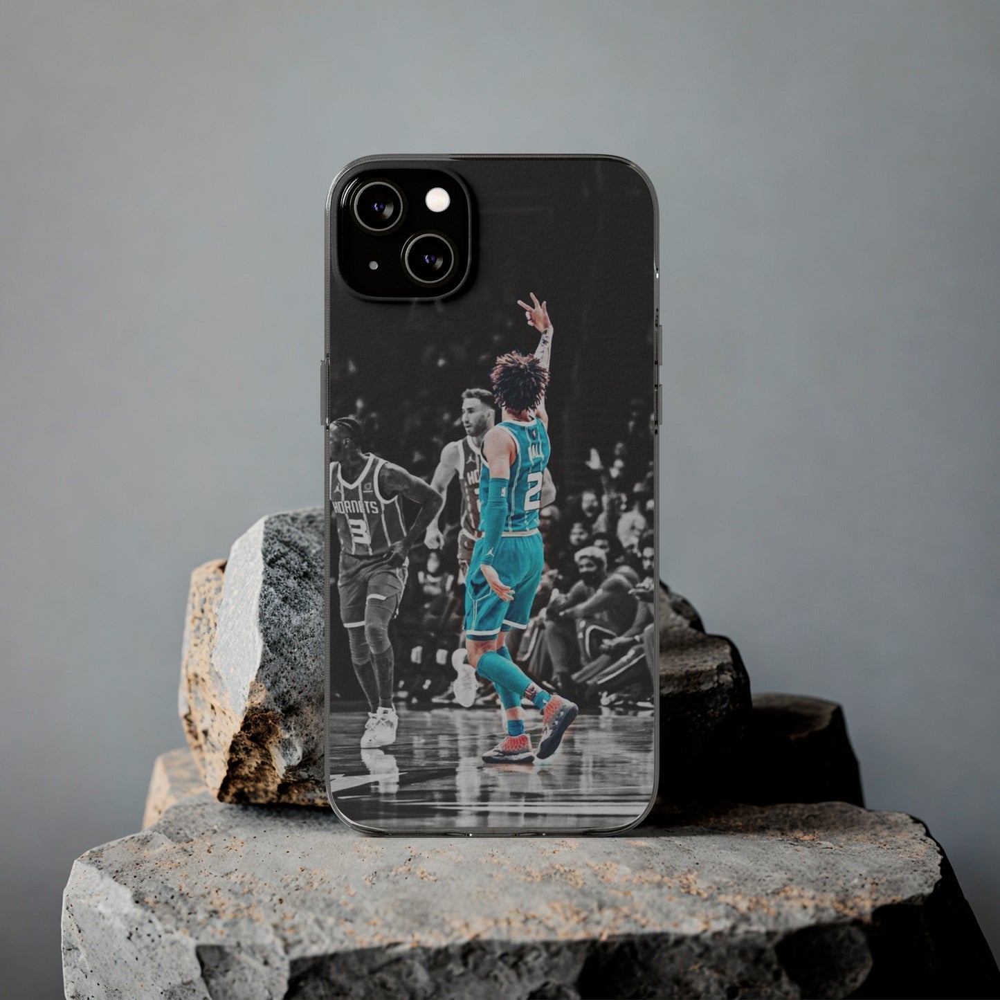LaMelo Ball Sporty Soft Phone Case with Dynamic Player Design