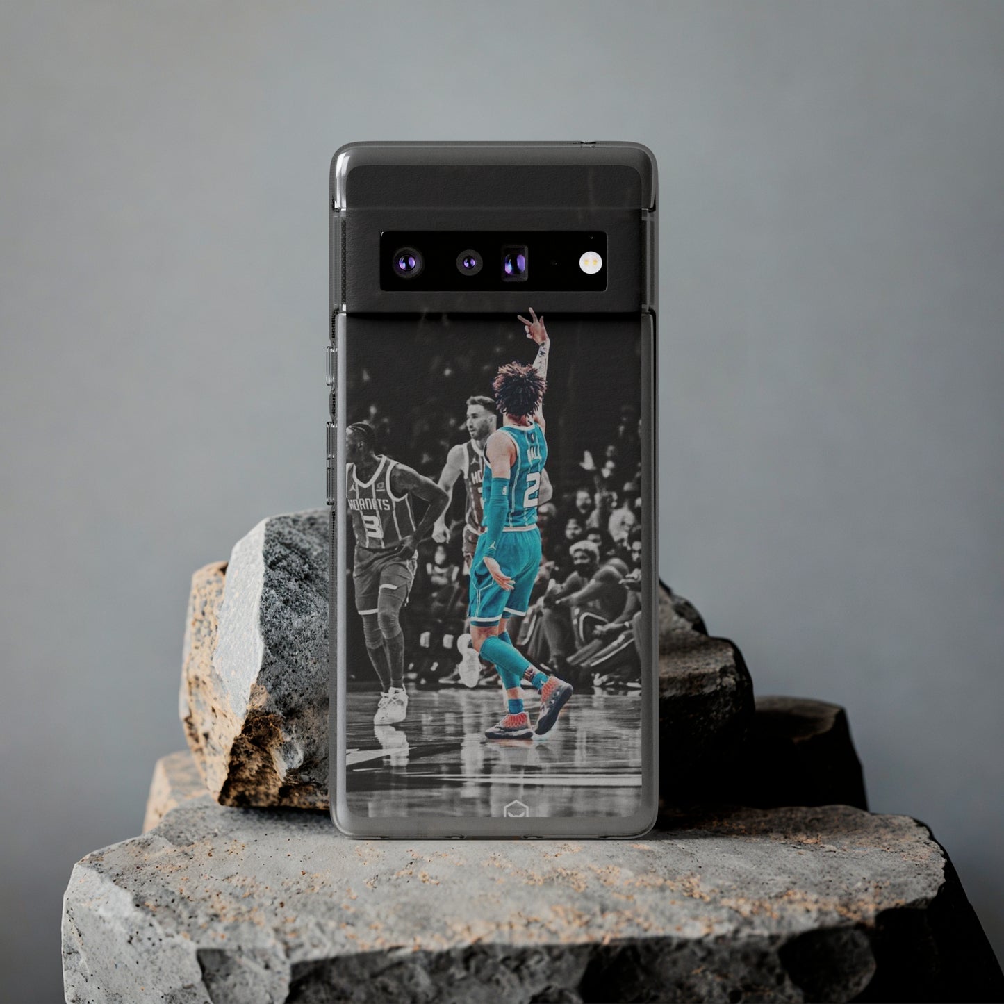 LaMelo Ball Sporty Soft Phone Case with Dynamic Player Design